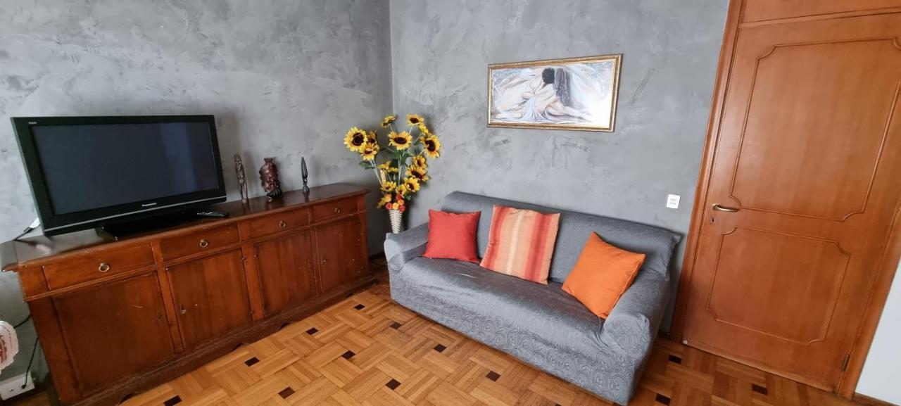Al Salice Tranquillita Nel Verde Via Amendola 24 Apartment Busto Arsizio Exterior foto